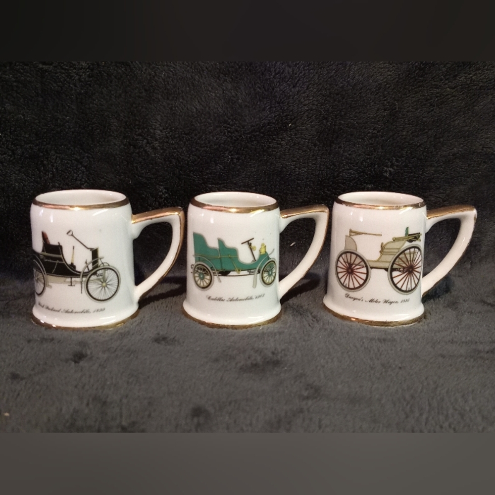3 Vintage Miniature Mugs Collectable Cars!